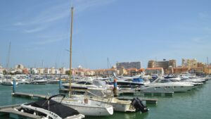 Como chegar a Vilamoura: a marina de Vilamoura no Algarve